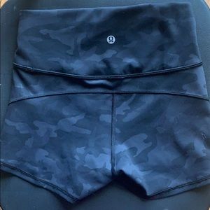 Lulu lemon wunder train